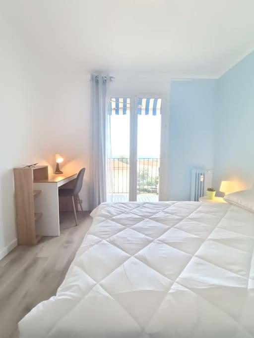 Appartement F4 Avec Vue / Flat With Sea View 3 Bedrooms Nice