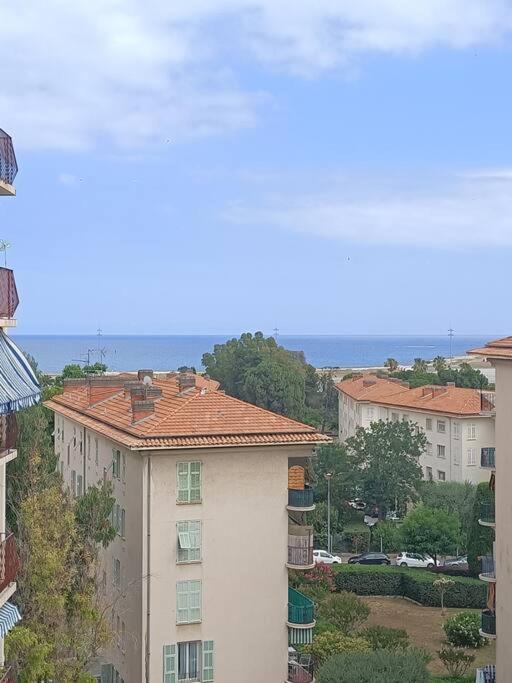 F4 Avec Vue / Flat With Sea View 3 Bedrooms Appartement