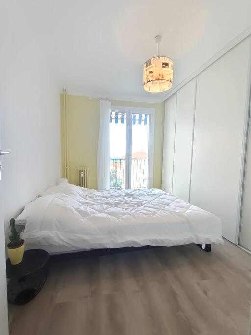 F4 Avec Vue / Flat With Sea View 3 Bedrooms Appartement Nice